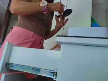 Bongacams Best live sex cam show of SallyeLeins