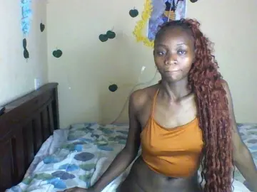 Bongacams Sex Cam of Luna-Noir