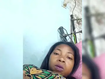 Bongacams Free Porn Cam of Randixo699
