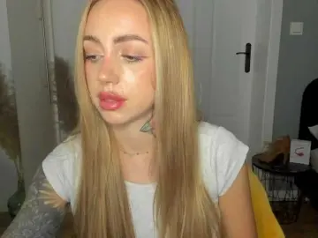 Bongacams Free Porn Cam of SEXYcoralie