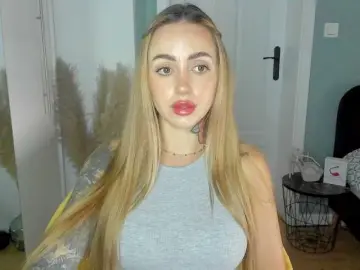 Bongacams Watch Live Sex Cams of SEXYcoralie