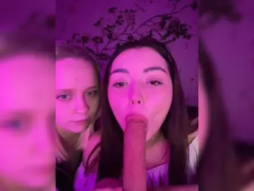 Bongacams Sex Cam of BellaAndAlice