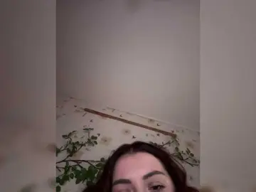 Bongacams Live Sex Cam of BellaAndAlice