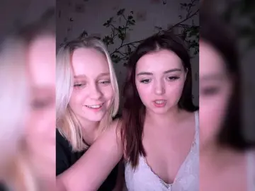 Bongacams Adult Webcam of BellaAndAlice