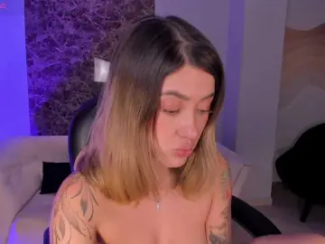 Bongacams Free Live Porn of EveBenson
