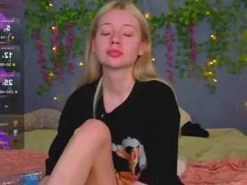 Bongacams Best live sex cam show of LillieBerry