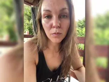 Bongacams Private Sex Chat of Alisasqrl
