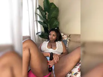 Bongacams Private Sex Chat of Pretty-thicky