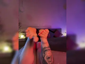 Bongacams Nude Webcam of WhoreMira