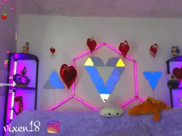 Bongacams Live Sex Cam of littlevixen