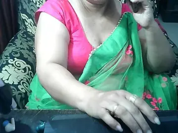 Bongacams Live Porn of Indianbhabhimilf40