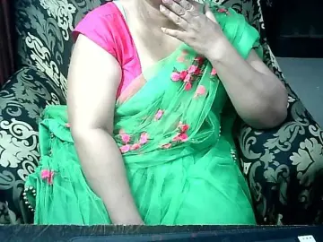 Bongacams Live Sex Cam of Indianbhabhimilf40