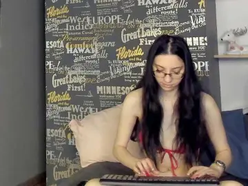 Bongacams Private Sex Chat of RavenBliss