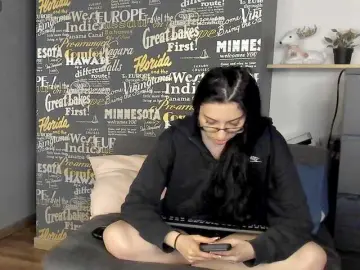 Bongacams Live Sex Cam of RavenBliss