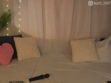 Bongacams Sex Cam of 1-Babyfox