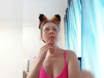 Bongacams Watch Live Sex Cams of -queen-margo-