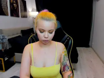 Bongacams Watch Live Sex Cams of FunnyVibe