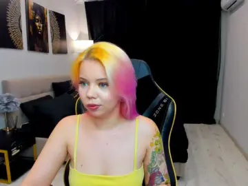 Bongacams Free Porn Cam of FunnyVibe