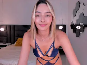 Bongacams Live Sex of MelissaMoore