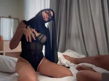Bongacams Free Porn Cam of hiddenCrazySlut