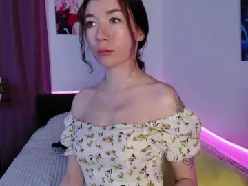 Bongacams Watch Live Sex Cams of AliceSlim