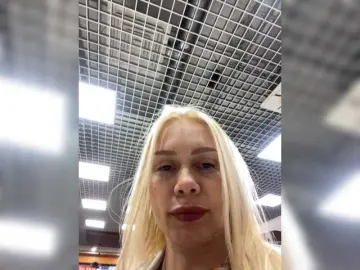 Bongacams Free Live Porn of -SexyMilf-
