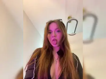 Bongacams Free Porn Cam of OlivkaVif