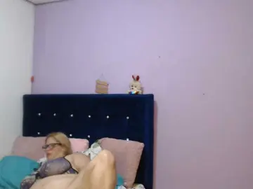 Bongacams Sex Chat of ElizabethTaylor8