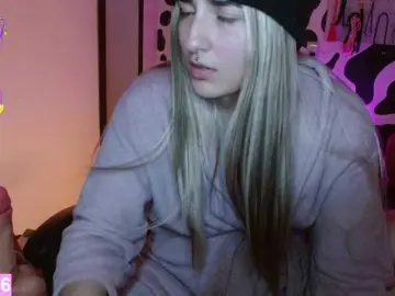 Bongacams Free Porn Cam of hi-elora