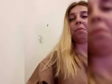 Bongacams Free Porn Cam of alissonone