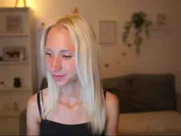 Bongacams Adult Video Chat of piperperri18
