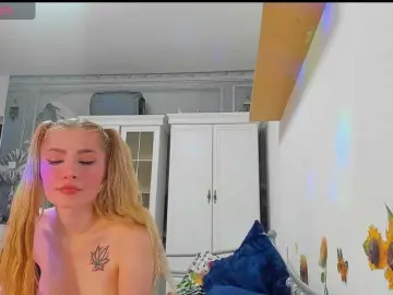 Bongacams Nude Webcam of ElizaLizz