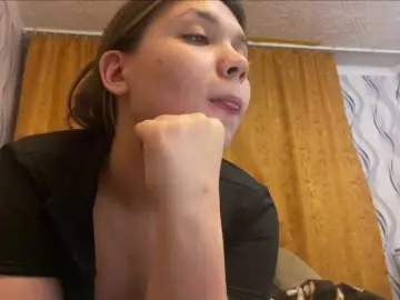 Bongacams Free Porn Cam of SunshineDice