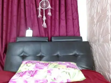 Bongacams Watch Live Sex Cams of Camila-milf