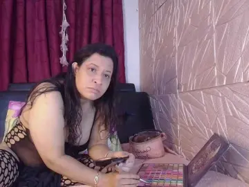 Bongacams Nude Webcam of Camila-milf