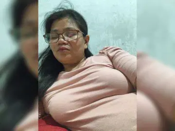Bongacams Sex Cam of revive02