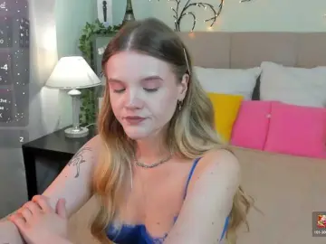 Bongacams Free Porn Cam of Emma-peach