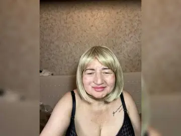 Bongacams Watch Live Sex Cams of SVETIKBOMBOCHKA