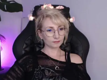 Bongacams Live Sex of CinderellaMoon