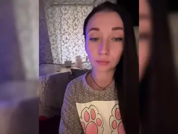 Bongacams Watch Live Sex Cams of AureliyXXX