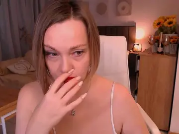 Bongacams Sex Cam of Tilly-Eliot