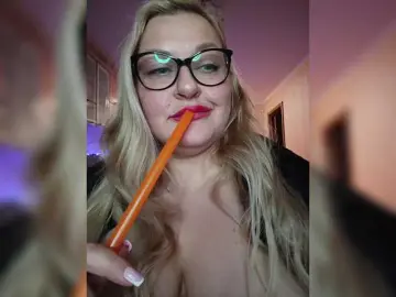 Bongacams Watch Live Sex Cams of WifeyNusha