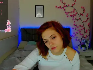 Bongacams Free Porn Cam of DellaRowwe