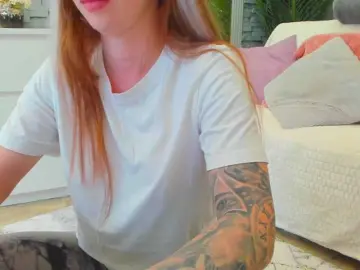 Bongacams Watch Live Sex Cams of Reina-Cummings
