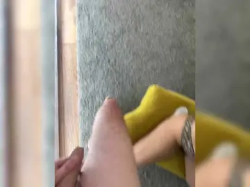 Bongacams Watch Live Sex Cams of lolave