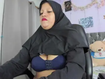 Bongacams Watch Live Sex Cams of AmiraBakir