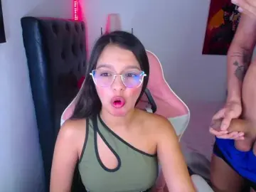 Bongacams Watch Live Sex Cams of room-kitty