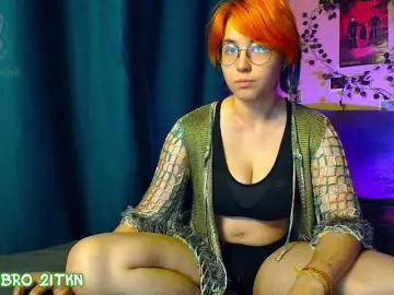 Bongacams Sex Cam of Tricky-Kitsune
