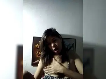 Bongacams Free Live Porn of Horny4s3x