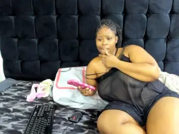 Bongacams Live Sex Cam of SexyMelanin19